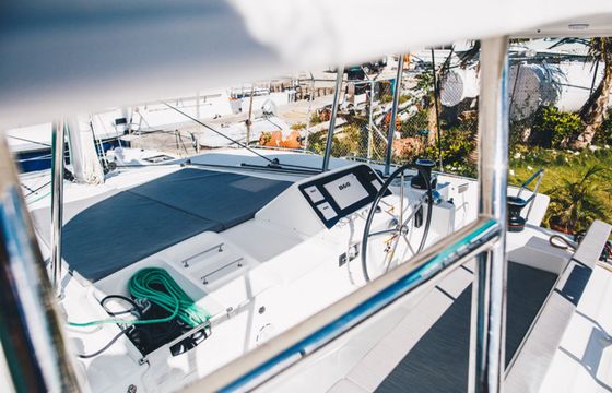 Lagoon 450 F Squid Attack