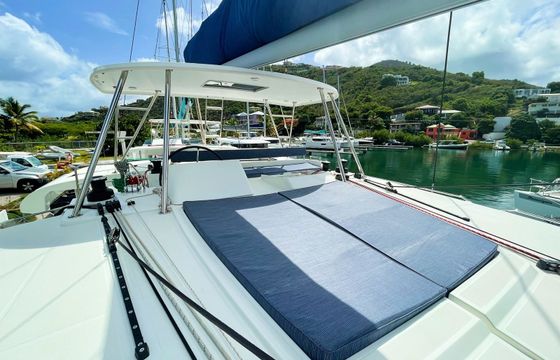 Lagoon 450 F Squid Attack