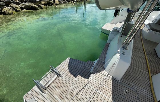 Lagoon 42 Seaside Dreams