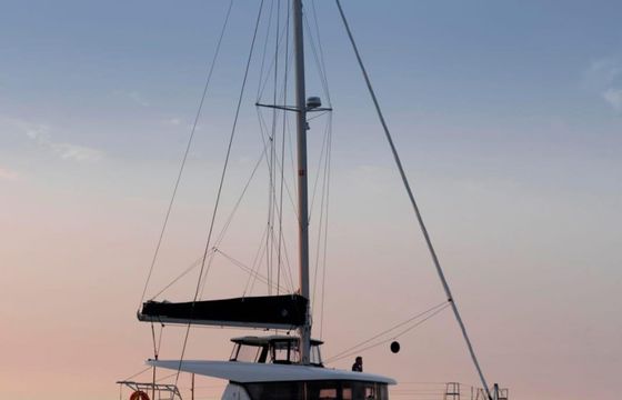 Lagoon 42 Side