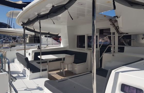 Lagoon 450 S Blue Diamond