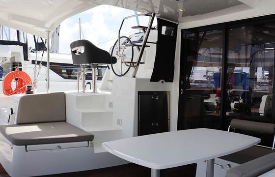Lagoon 42 Blu Heron