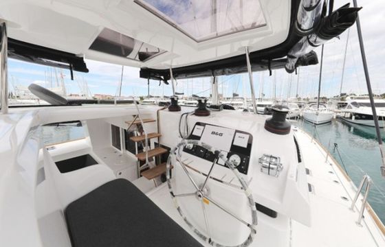 Lagoon 450 S Oasis