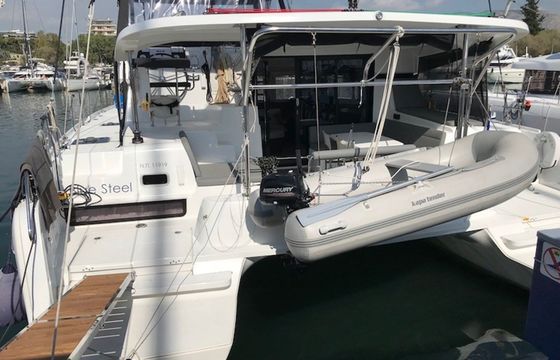 Lagoon 42 Blue Steel