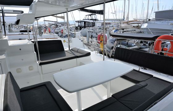 Lagoon 450 S Salty Love