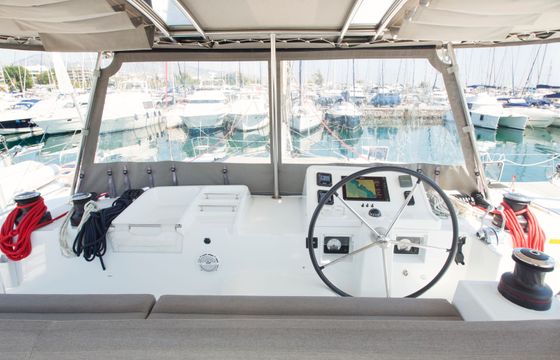 Lagoon 450 F Hydra 8