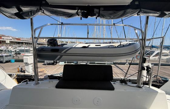 Lagoon 42 White Lady