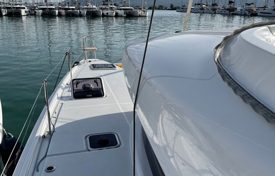 Lagoon 42 Lola