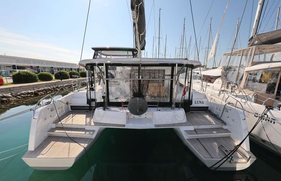 Lagoon 42 Luna