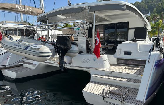 Lagoon 42 Fujin