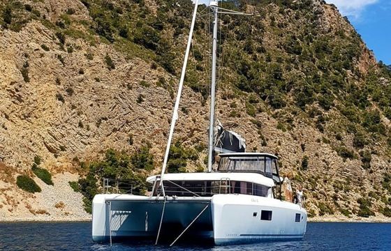 Lagoon 42 Genista 2