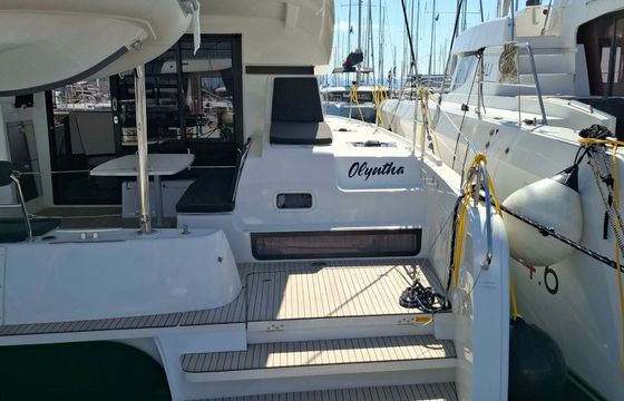 Lagoon 42 Olyntha