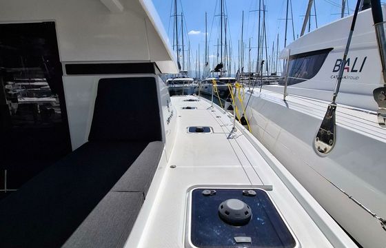 Lagoon 42 Olyntha