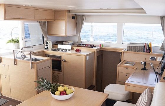 Lagoon 450 F Balok