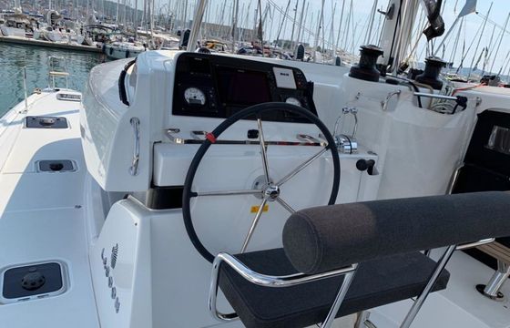 Lagoon 42 Independent