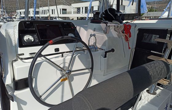 Lagoon 42 Independent