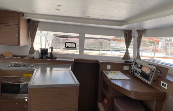 Lagoon 450 F Moja Mala