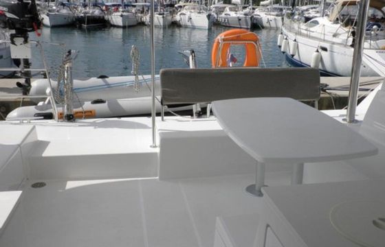 Lagoon 450 F Double Trouble 2