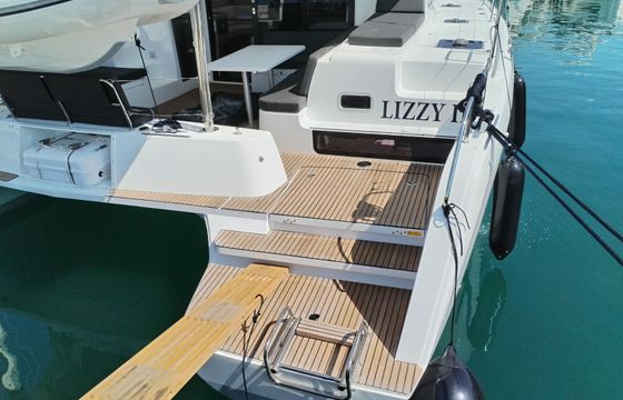 Lagoon 42 Lizzy 2