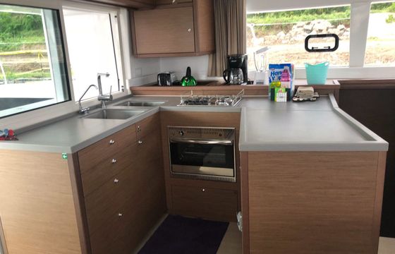 Lagoon 450 F Sea Runner 3
