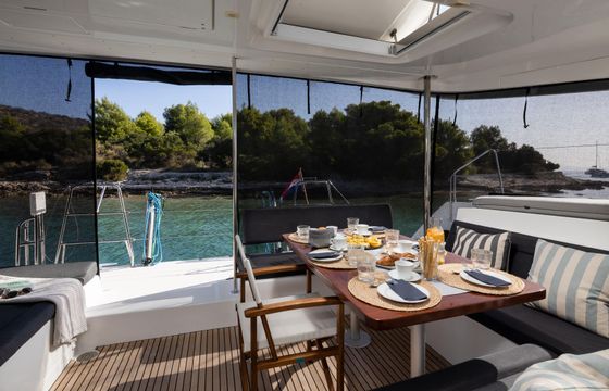 Lagoon 450 F Falco