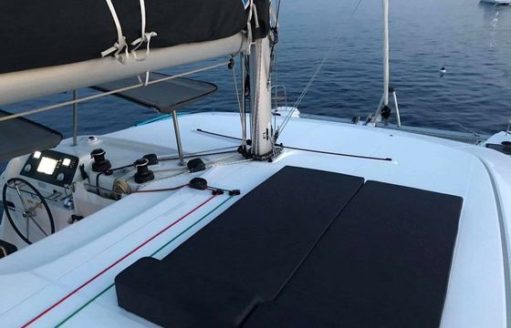 Lagoon 42 Olympios Zeus