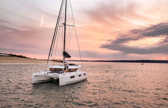 Lagoon 46 M & M