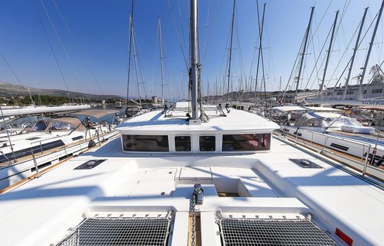 Lagoon 450 F Yara