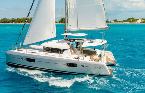 Lagoon 42 Pretender