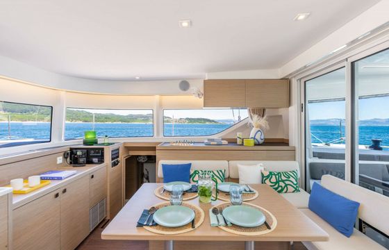 Lagoon 43 Allo