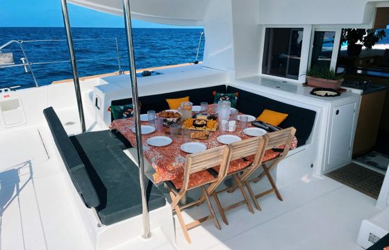 Lagoon 450 Galaxy