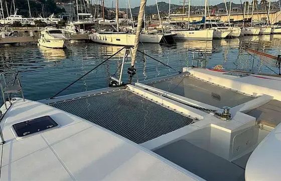 Lagoon 450 F Branchia