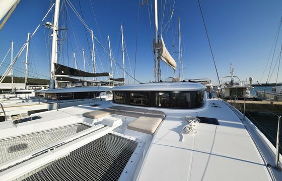 Lagoon 46 Midlife Crisis