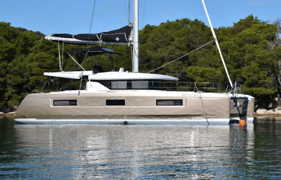 Lagoon 46 Notorious