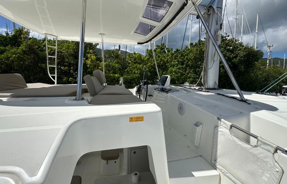 Lagoon 46 SailMates