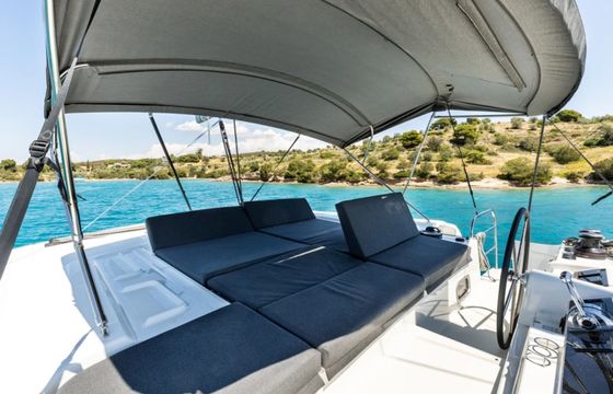 Lagoon 46 Ballo