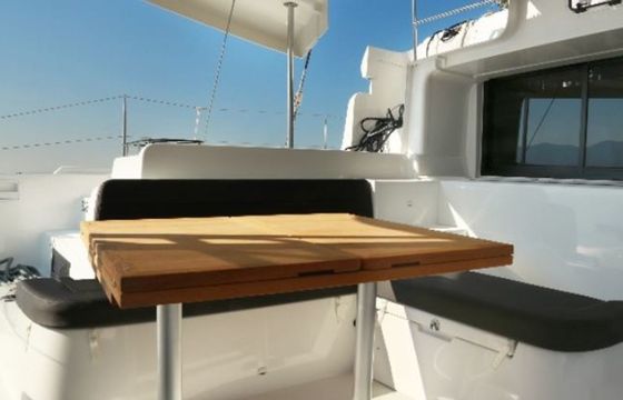 Lagoon 46 Barchetta 4