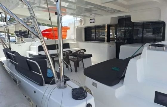 Lagoon 46 Boatylicious