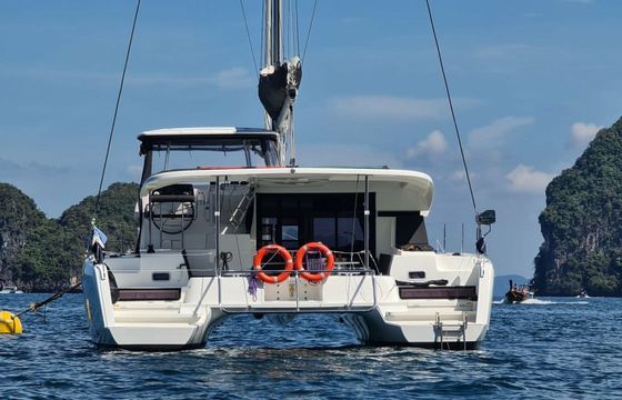 Lagoon 42 Thai Thunder