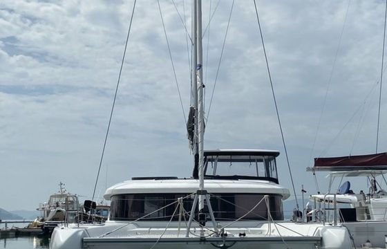 Lagoon 42 Thai Thunder