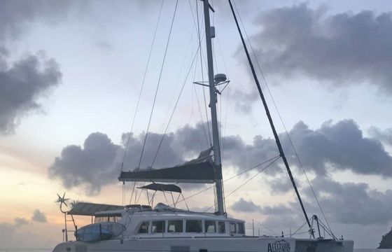 Lagoon 440 Altitude Adjustment