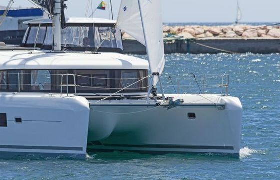 Lagoon 42 Wind Whisper