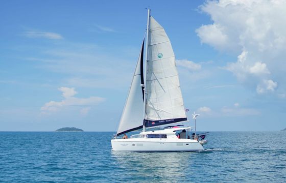 Lagoon 421 Peach