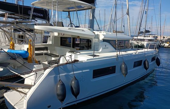 Lagoon 46 Xenia