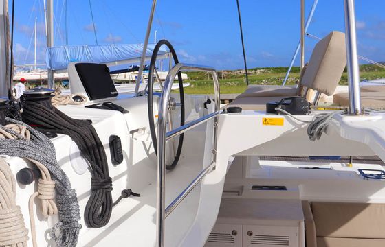 Lagoon 46 Happy Fluke