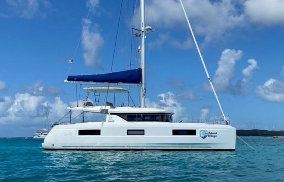 Lagoon 46 Island Wings