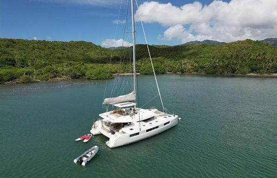 Lagoon 50 Swan