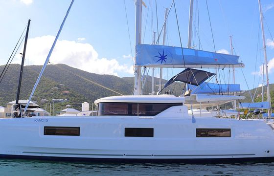 Lagoon 46 Kamots