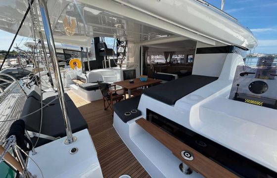 Lagoon 43 Zen 2
