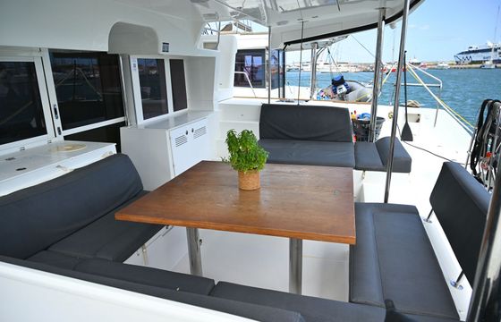 Lagoon 450 F Achilleas